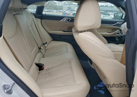 2022 BMW 430I Gran Coupe z USA, uszkodzony, nr VIN WBA63AV07NFM05046